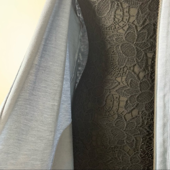 LOGO Lori Goldstein Blue Lace Back Zip Cardigan - Picture 7 of 11